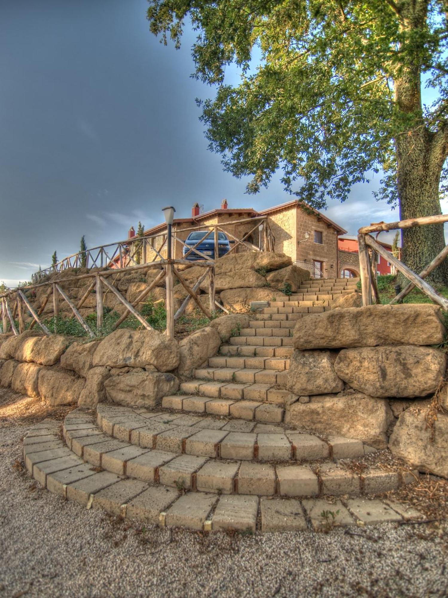 Agriturismo Podere Del Lepre San Quirico  Exterior photo